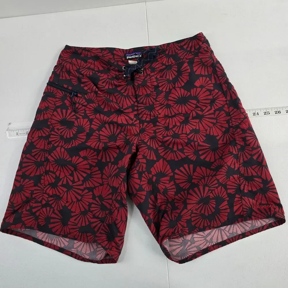 Patagonia Men's 30‎ Board Shorts Red Black Floral Swim Surf Trunks 6353